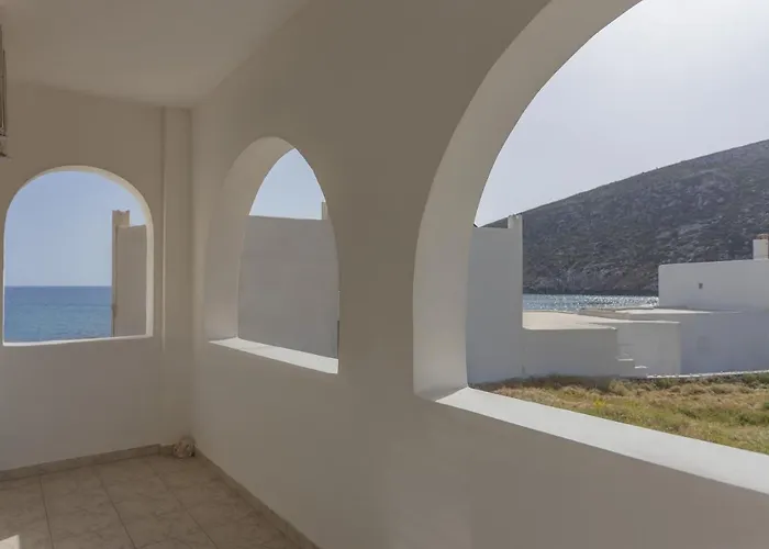 Akti Apollona Apollon (Naxos)